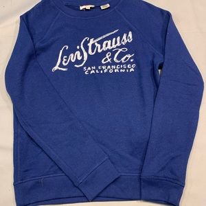 Levi’s women’s sweatshirt
